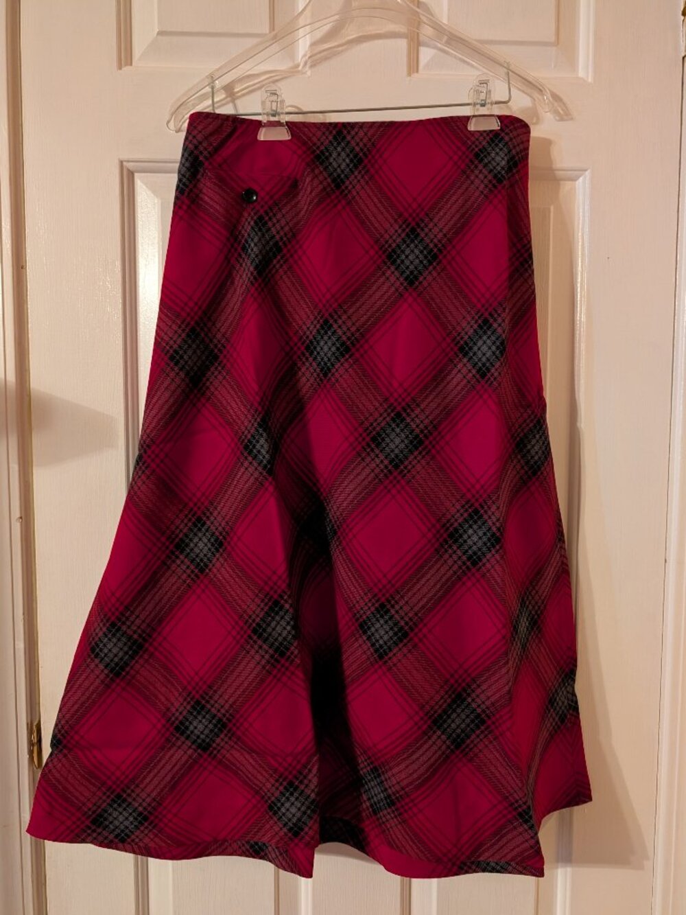 Talbots Petites Red and Black Plaid Skirt with pocket ~ 16P
